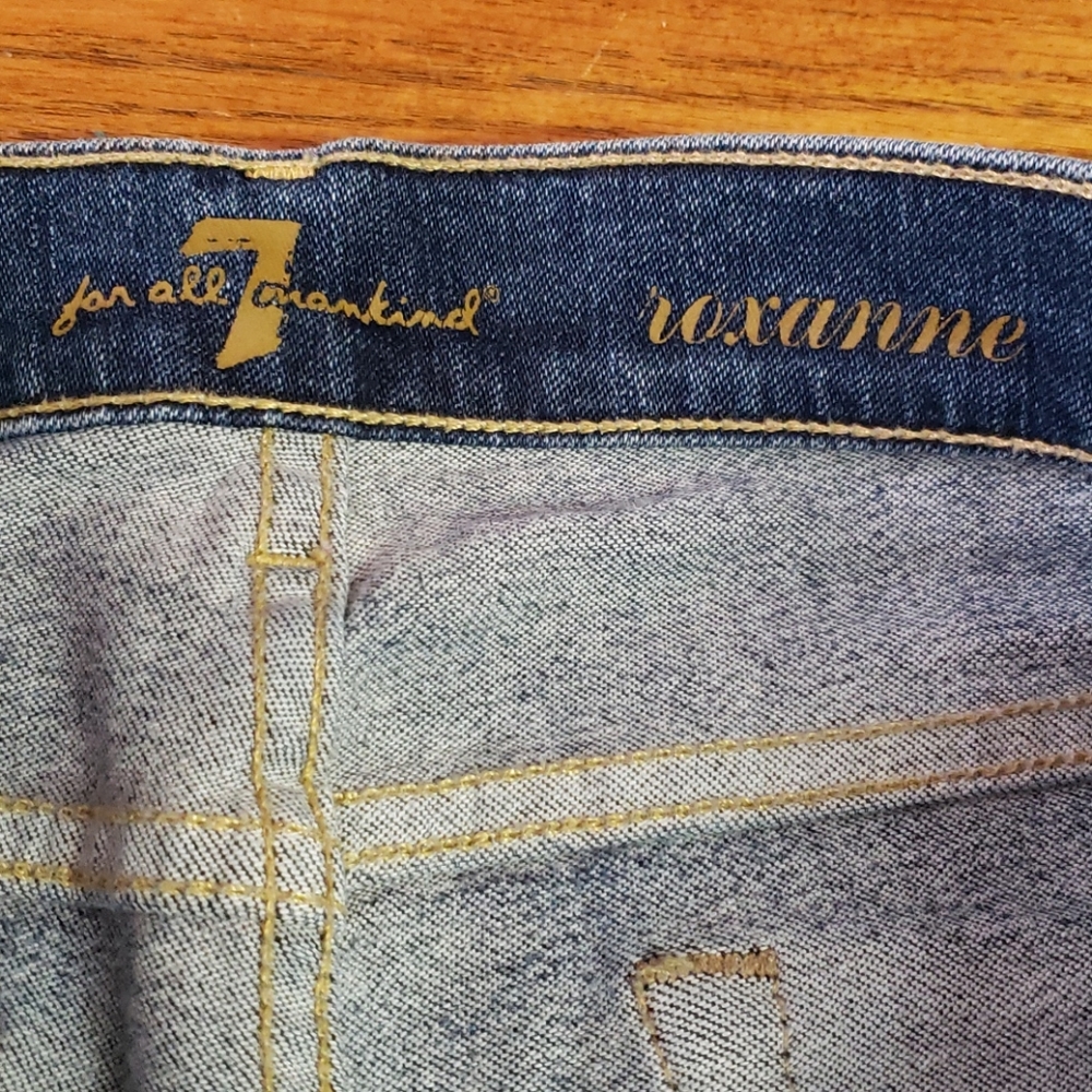 🎉HP🎉7 for all mankind jeans, size 28 - Picture 3 of 7